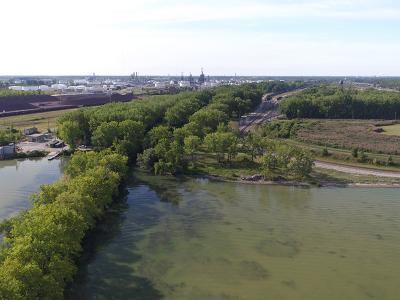 Sediment cleanup in Otter Creek and Confluence in Oregon, Ohio. Sediments in the lower 1.7 miles of Otter Creek and its confluence within Maumee Bay were contaminated with elevated levels of polycyclic aromatic hydrocarbons and diesel range organics. Otter Creek is located within the Maumee Area of Concern.